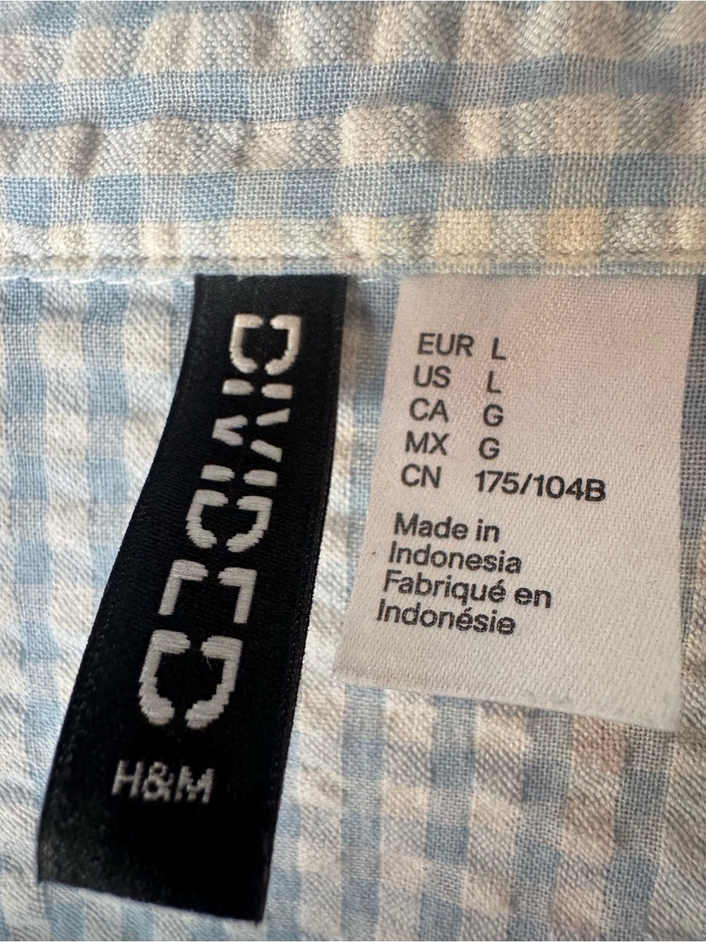 H&M Light Blue Textured Button-Up Blouse - Picture 5 of 6
